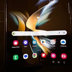 Samsung Fold 4